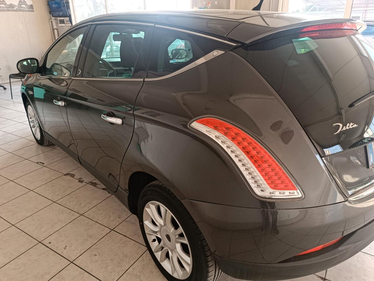 Lancia Delta 1.6 MJT DPF Platino