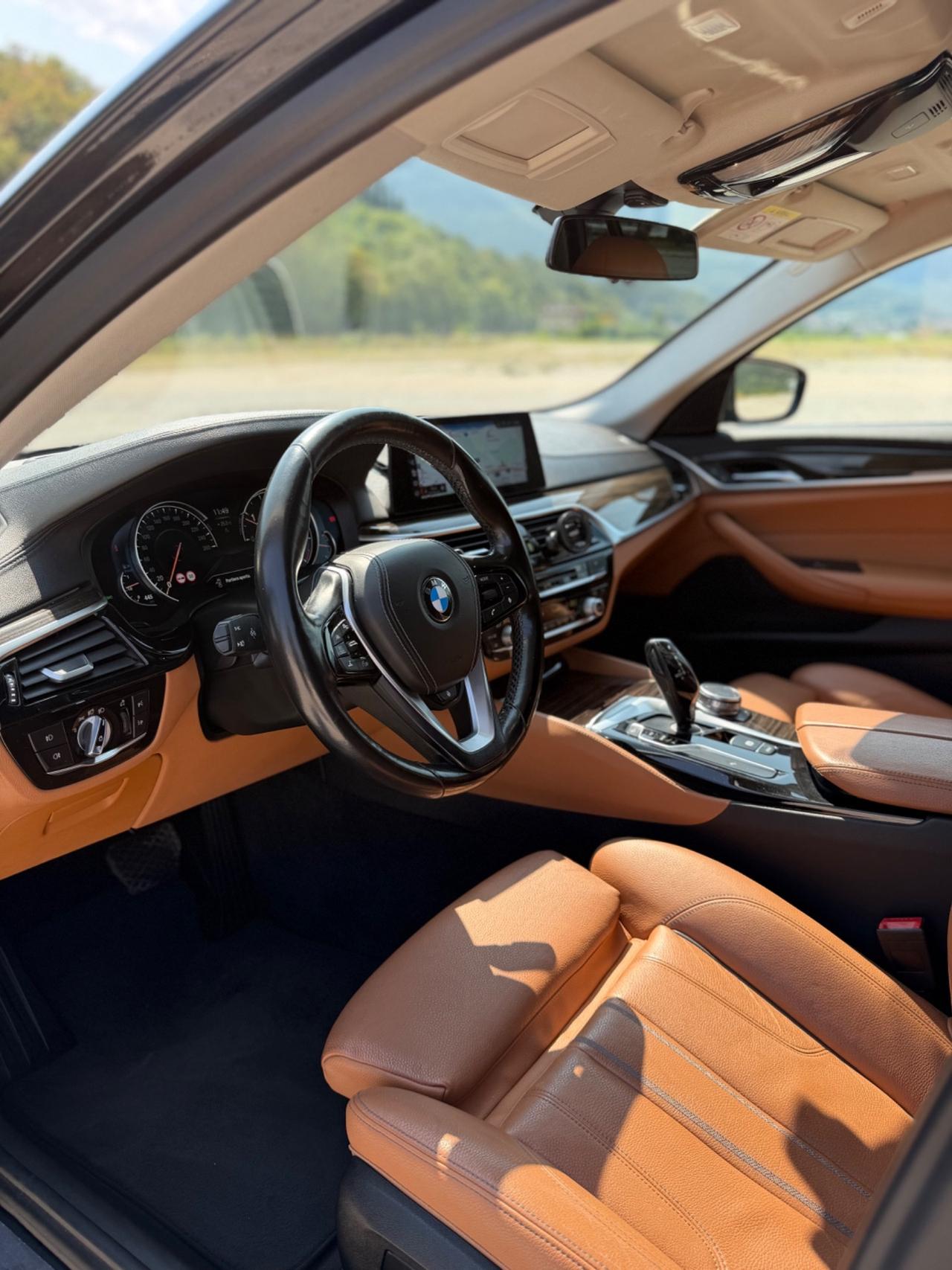 Bmw 520 520d Touring Luxury X-Drive