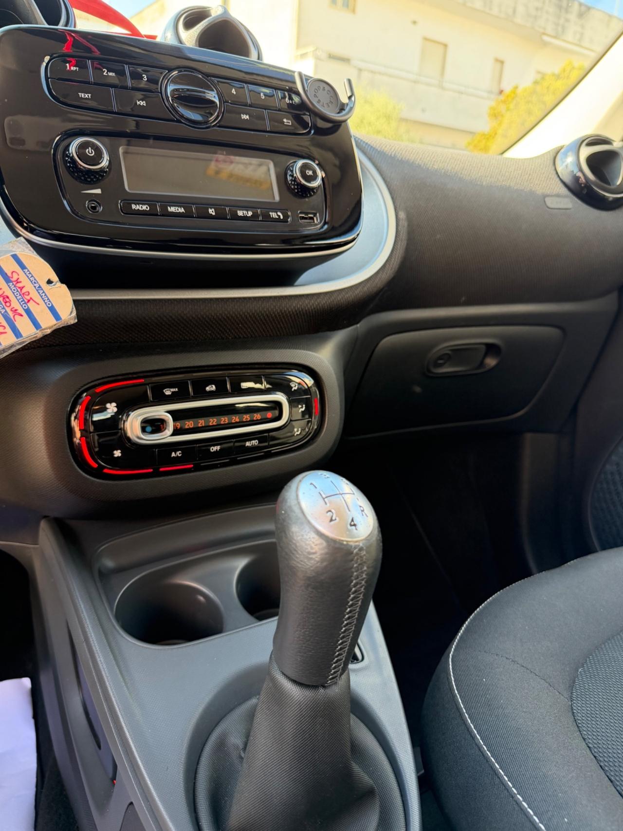 Smart ForFour 70 1.0 Passion-2016/NAVI/SENSORI
