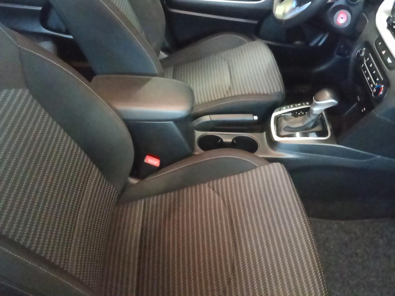 Kia Ceed 1.6 CRDi 136 CV MHEV DCT SW Business