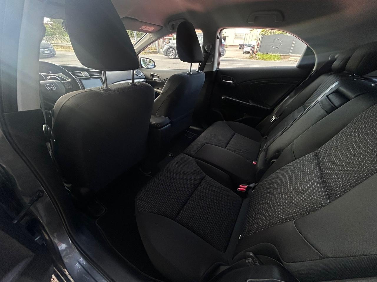 Honda Civic 1.6 i-DTEC Lifestyle Navi ADAS