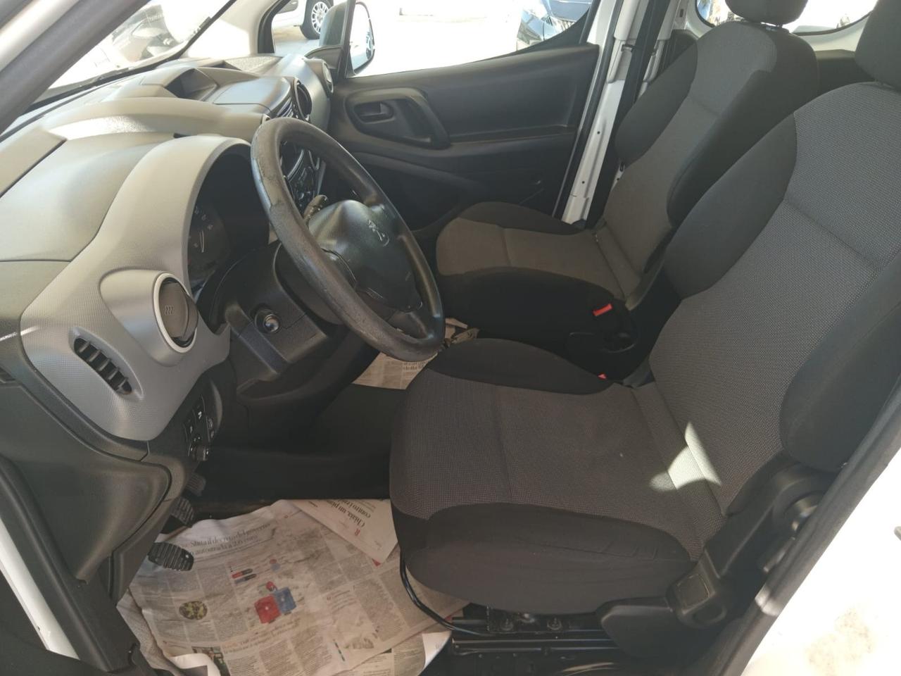 PARTNER 1.6 C.V 100 DISEL CON 5 POSTI AUTOCAR PERFETTO QUAL PROVA