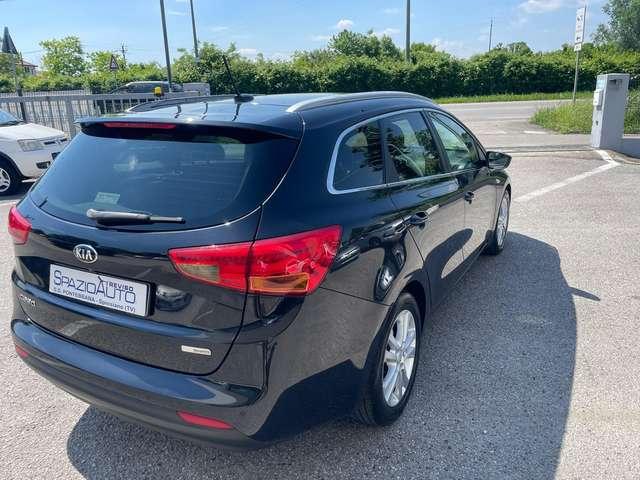 Kia Ceed / cee'd Ceed SW 1.6 crdi High Tech stop