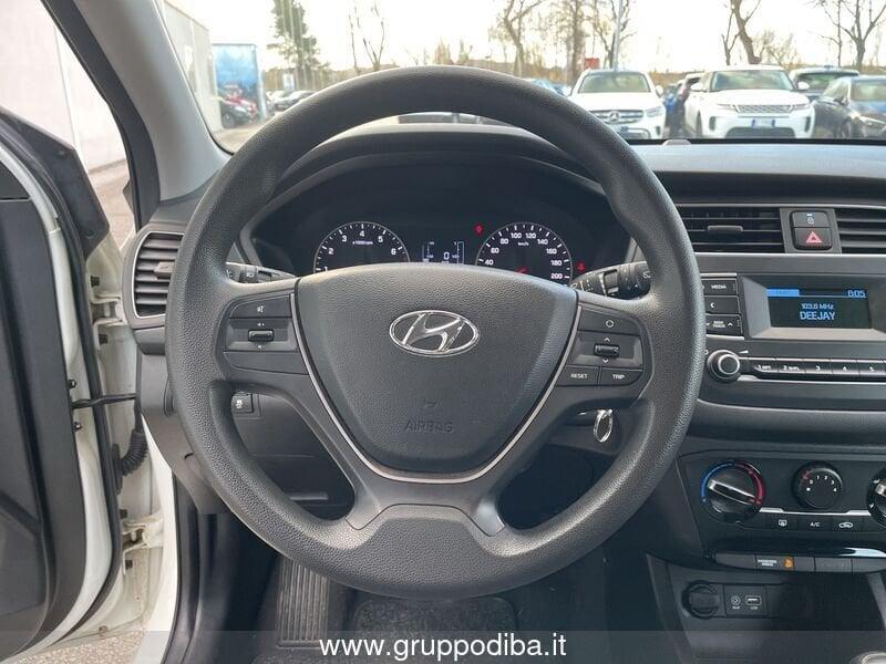 Hyundai i20 2018 Benzina 5p 1.2 mpi Connectline 75cv