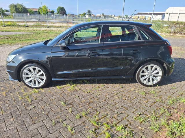 Audi A1 Sportback 1.0 tfsi ultra S-Line 95cv - Cerchi X 17 - Sedili riscaldabili - Sensori parcheggio - Pneumatici 4 stagioni