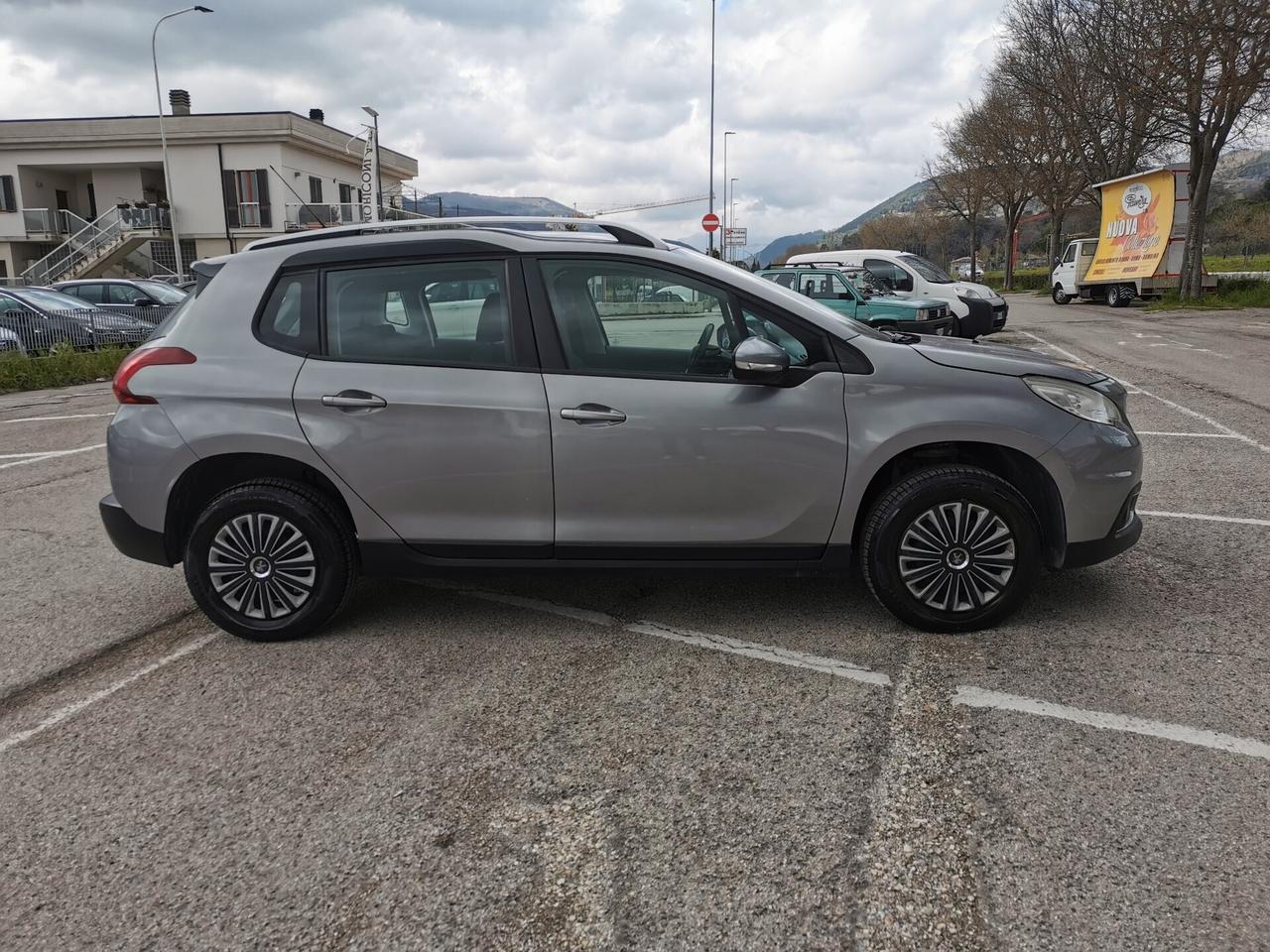 Peugeot 2008 1.2 benzina OK NEOPATENTATI /FINANZIABILE