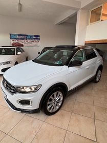 Volkswagen T-Roc 2.0 TDI SCR 150 CV DSG full optionals