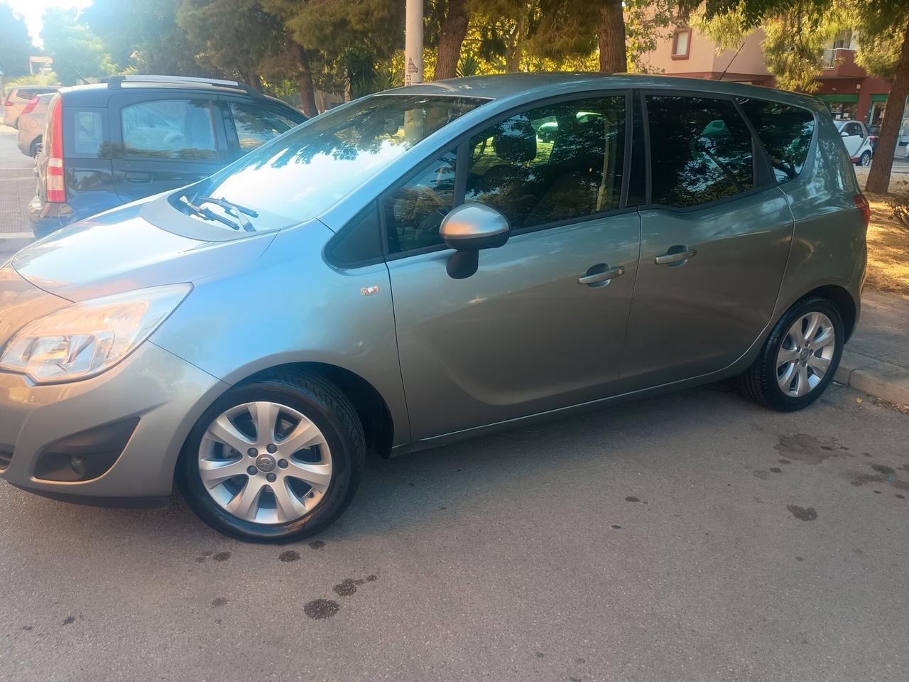 Opel Meriva 1.3 CDTI 95CV ecoFLEX Cosmo