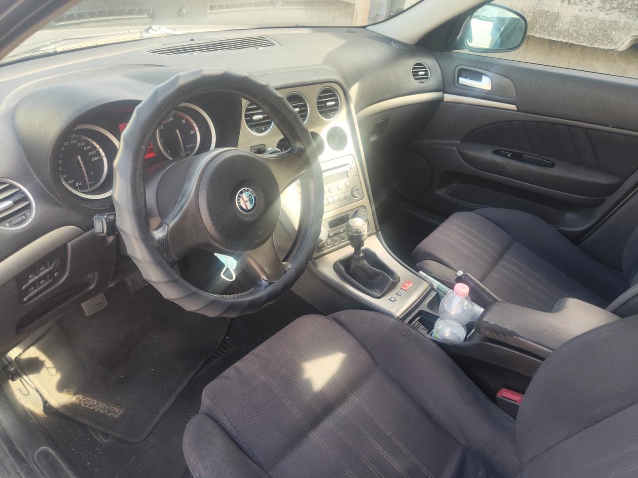 Alfa Romeo 159 1.9 JTDm Distinctive