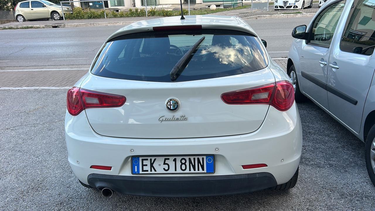 Alfa Romeo GIULIETTA 1.6 DIESEL Neopatentati