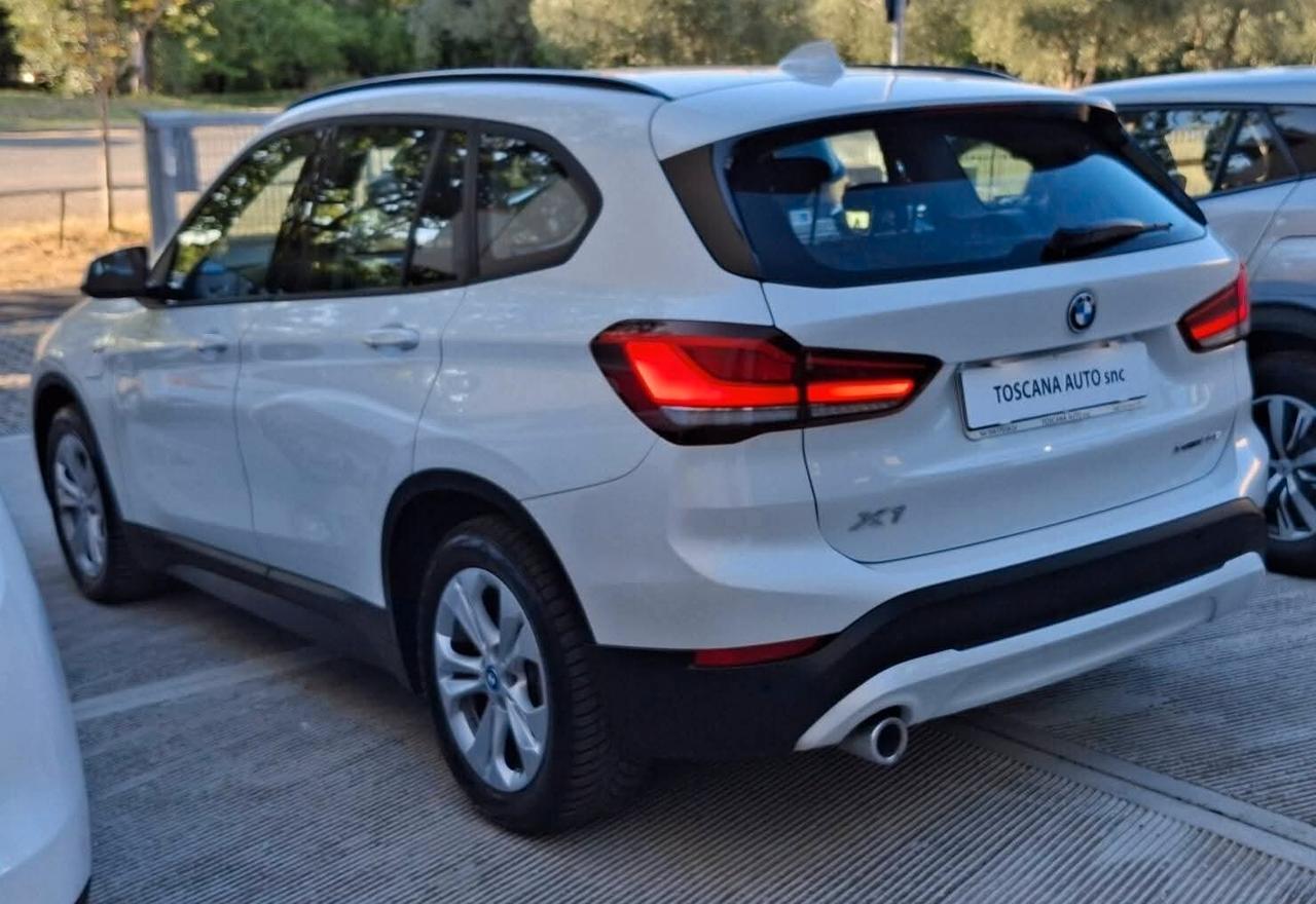 Bmw X1 xDrive25e Sport 4x4 Fari full led