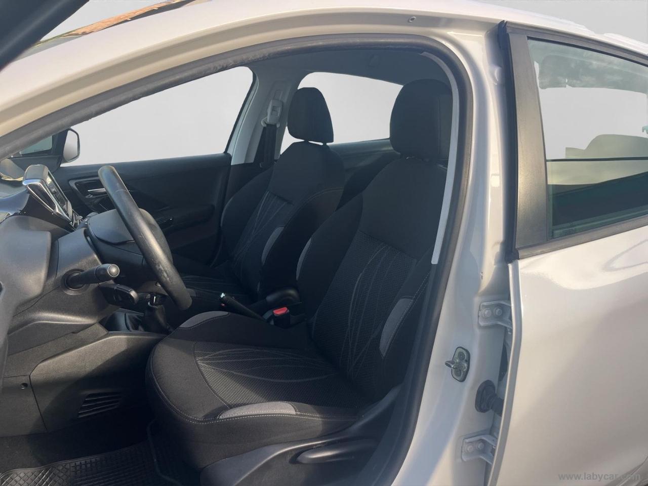 PEUGEOT 208 1.4 HDi 68 CV 5p. Active PER NEOPATENTATI