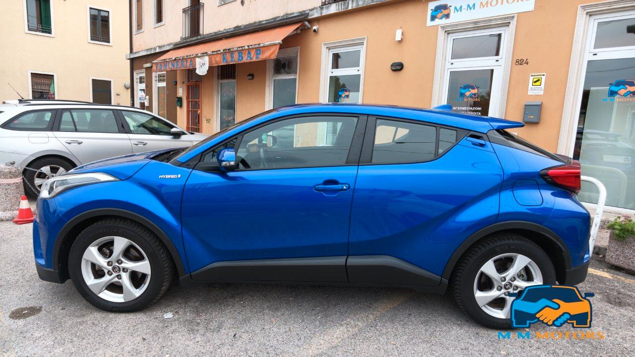 Toyota C-HR 5 Porte C-HR 1.8h Active 2wd e-cvt
