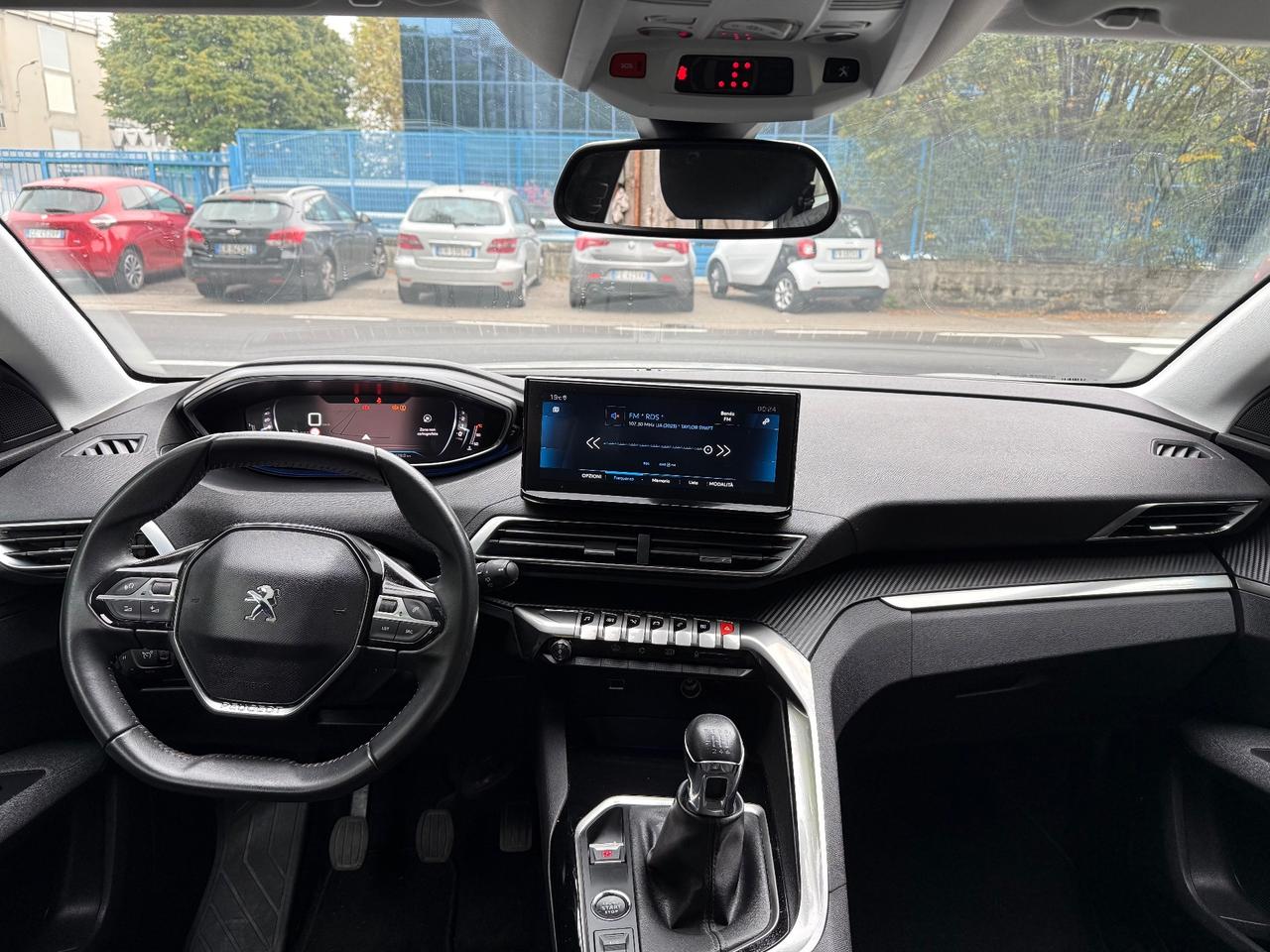 Peugeot 5008 BlueHDi 130 S&S Business