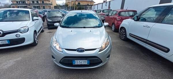 Ford Fiesta 1.4 TDCi LEGGI!