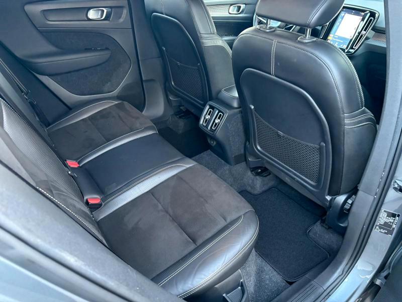 Volvo XC40 2.0 d3 150 CV R-design 4X4