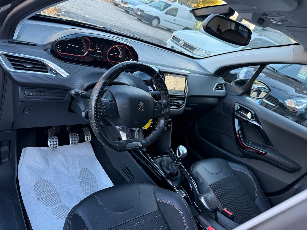 " UNA CHICCA " Peugeot 2008 Pure Turbo GT Line
