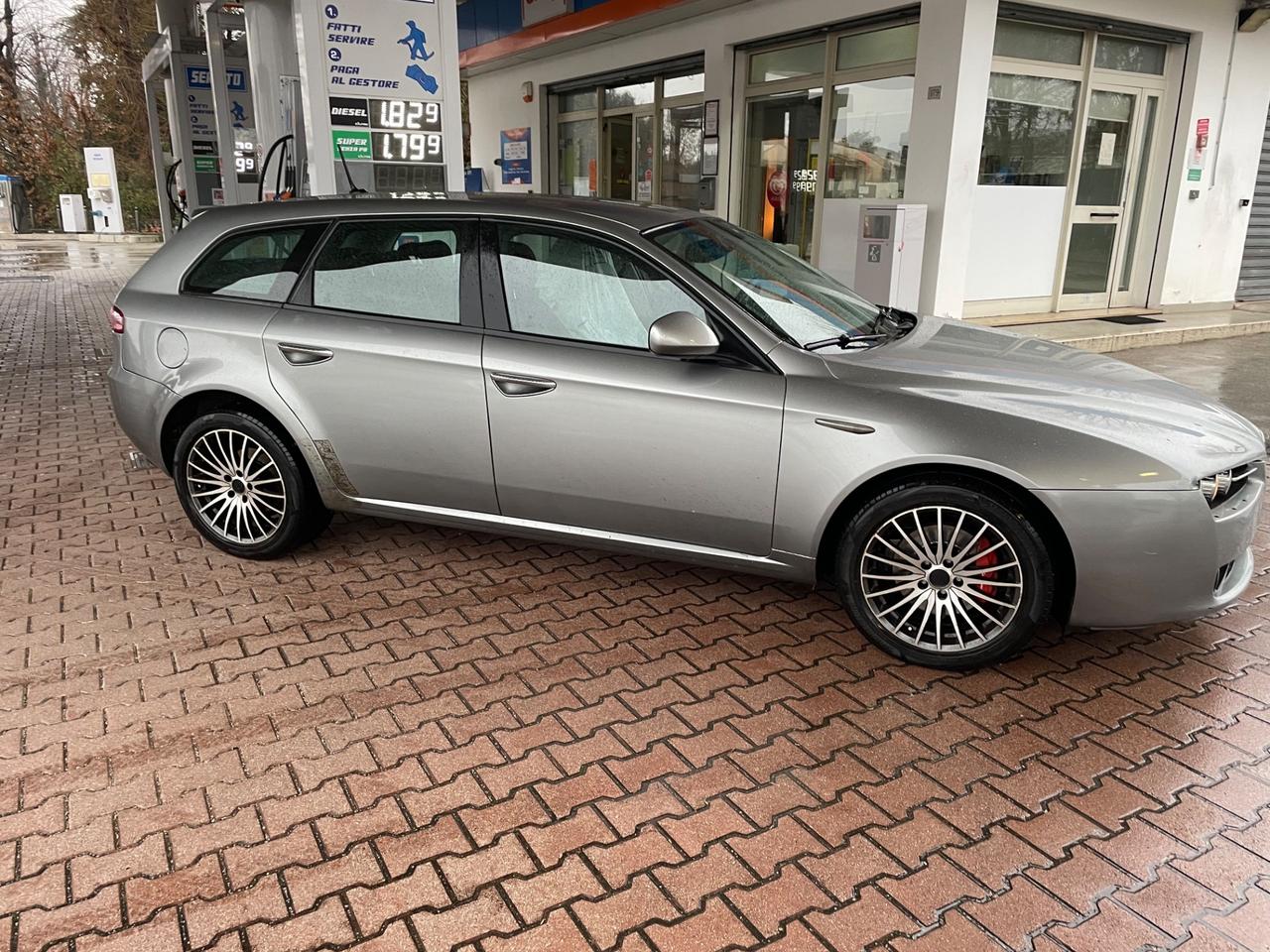 Alfa Romeo 159 1.9 JTDm 150CV Sportwagon Progression