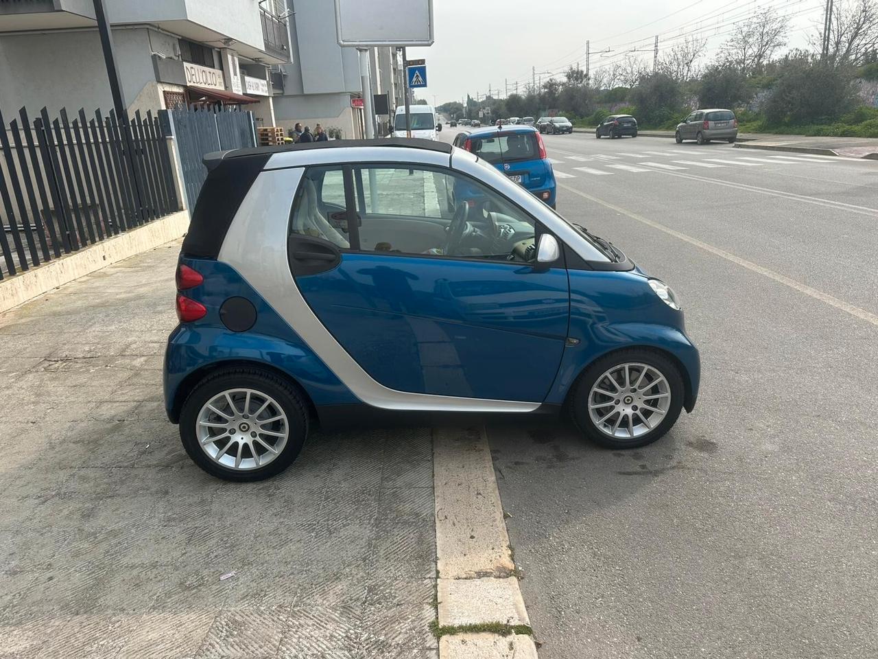 Smart ForTwo 1000 52 kW MHD cabrio passion