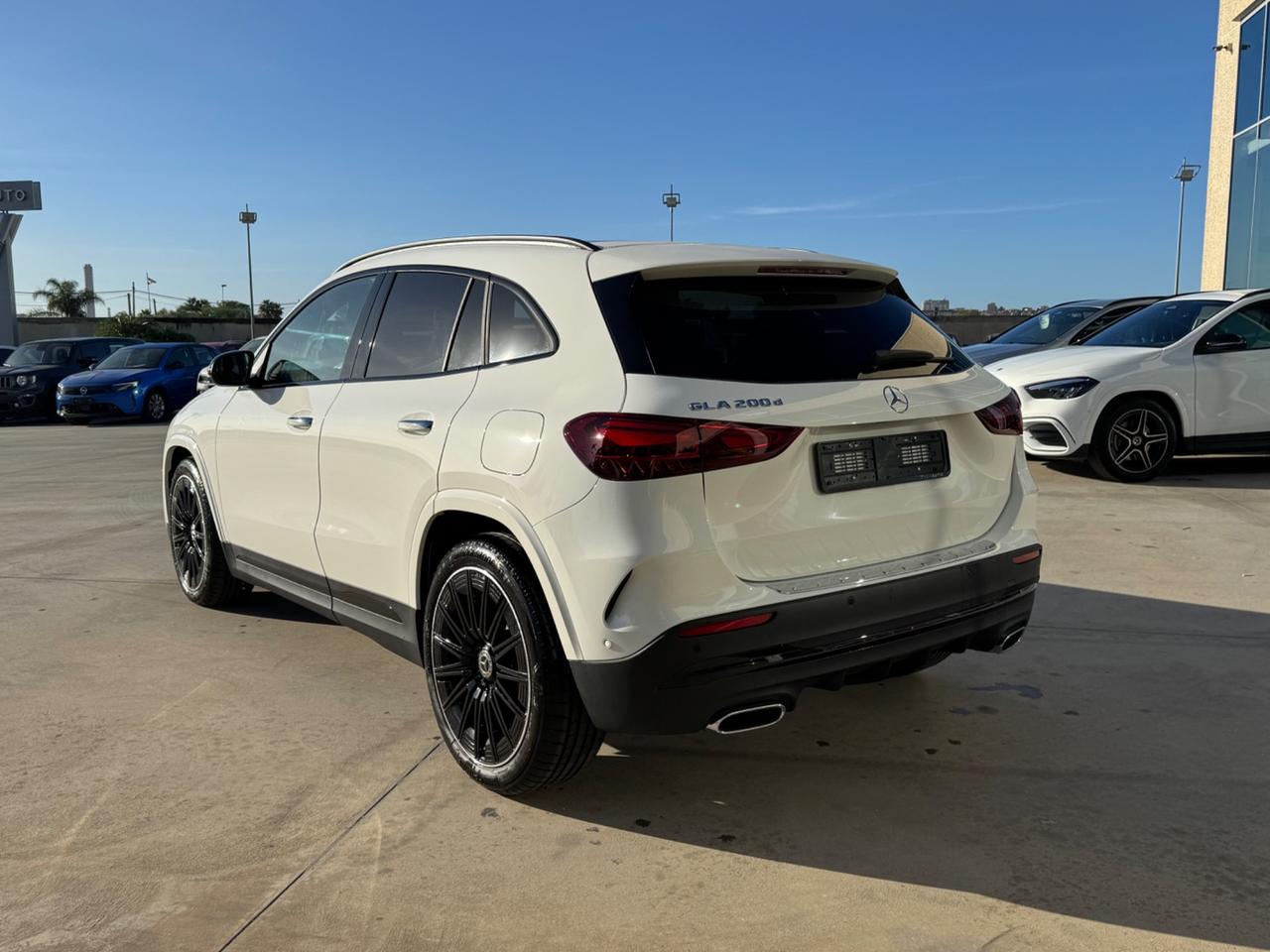 Mercedes-Benz GLA 200d AMG Line Extra auto - possibilità noleggio no scoring