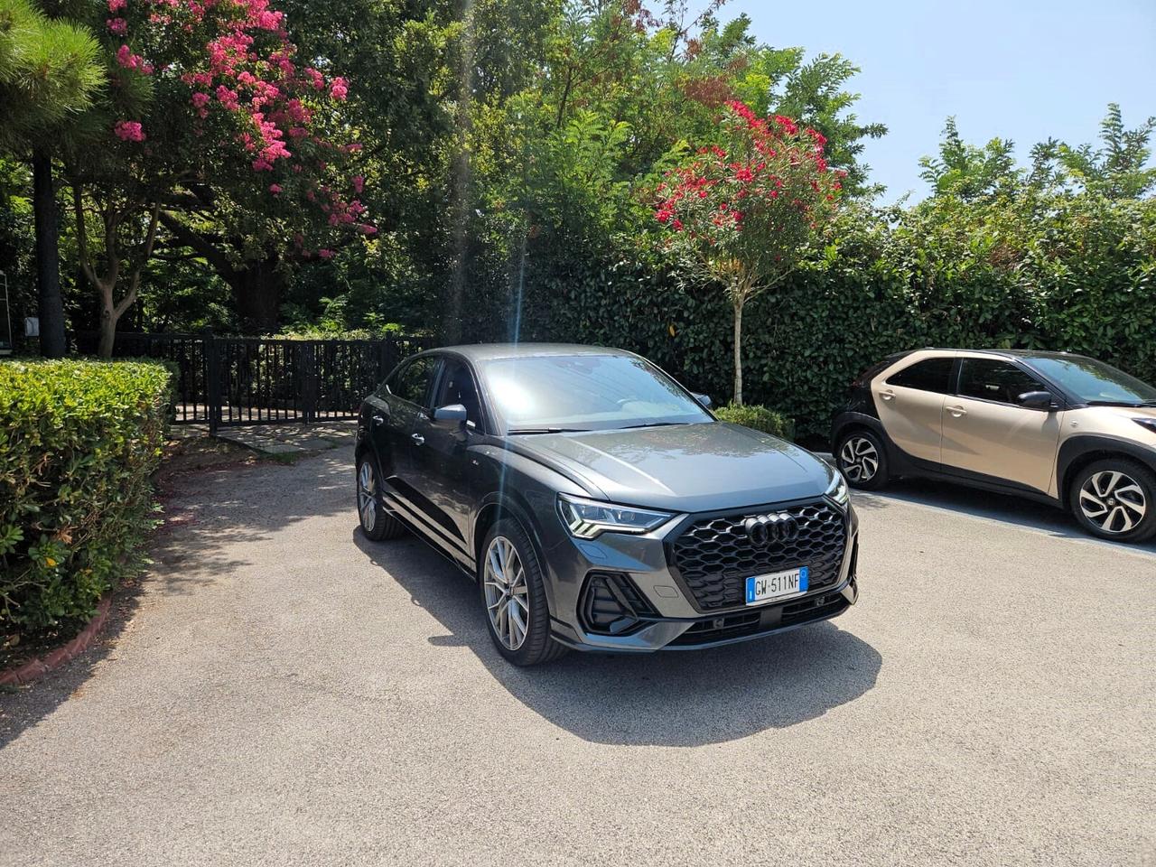 Audi Q3 SPB 35 TDI S tronic line Black Identity