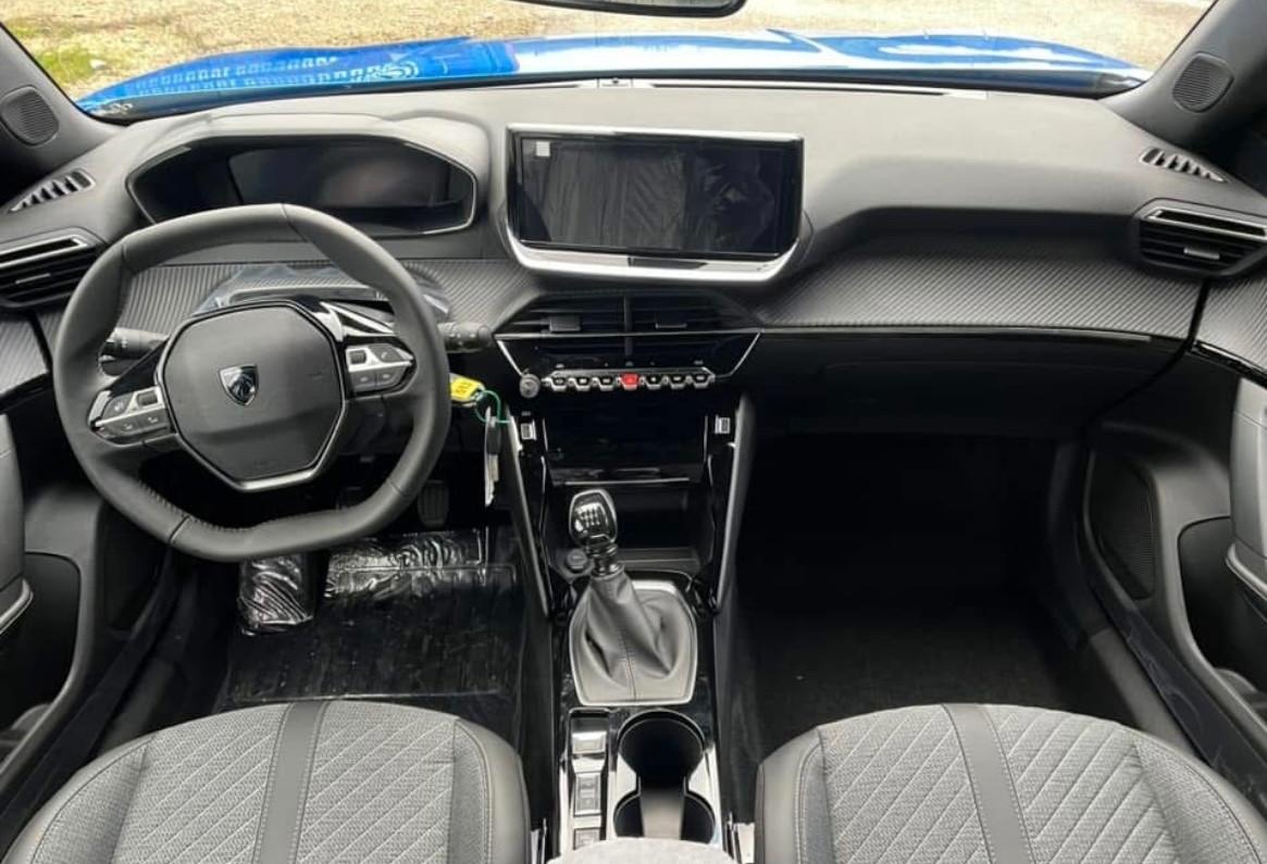 Peugeot 2008 PureTech 100 S&S Allure Pack-Km0-