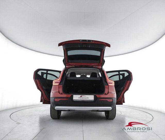 VOLVO XC40 T4 AWD Geartronic Momentum
