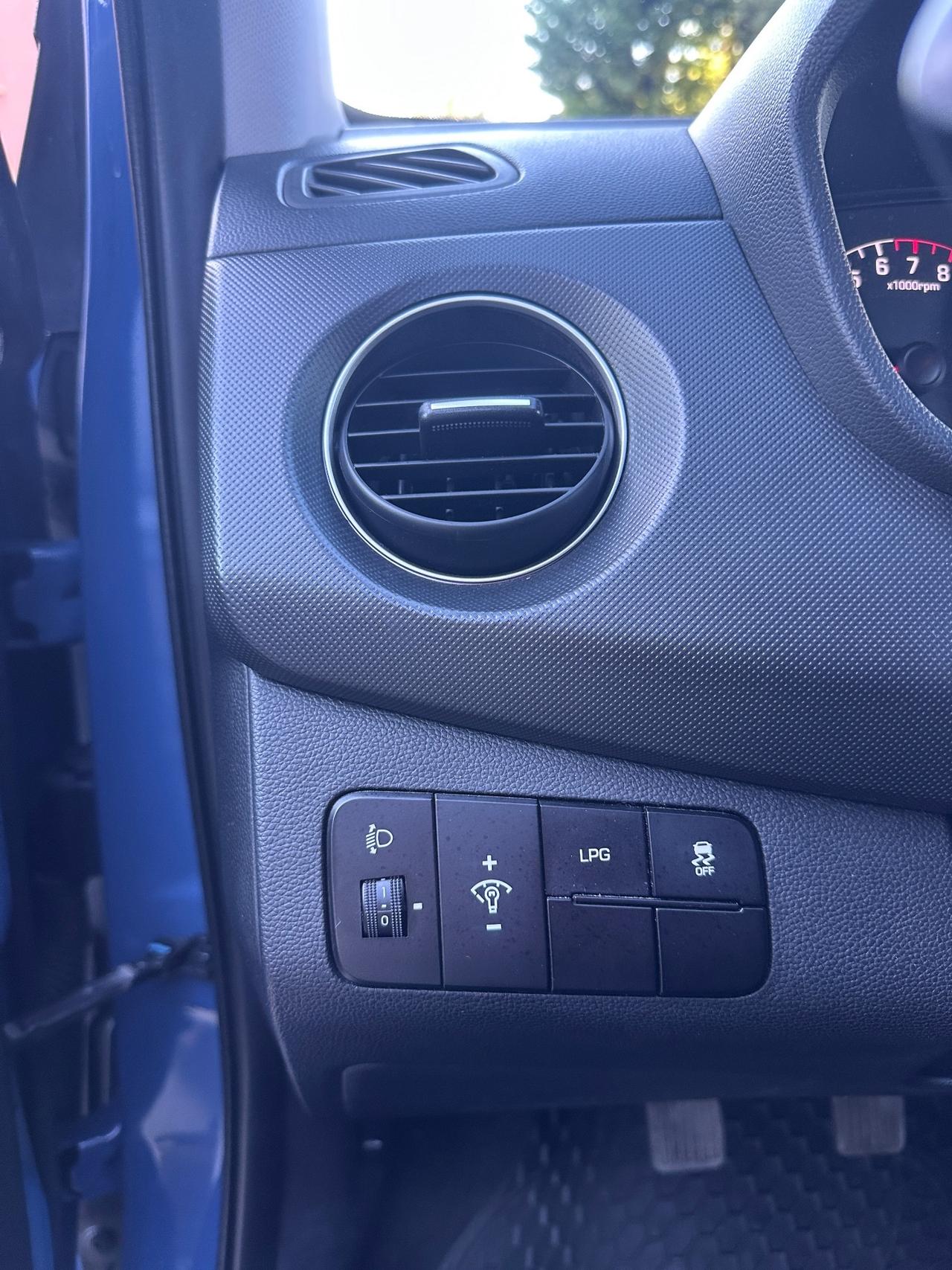 Hyundai i10 1.0 LPGI Econext Login