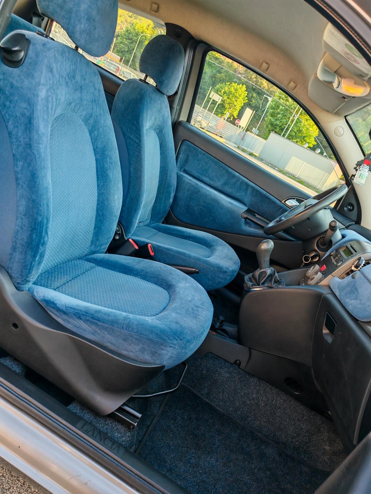 Lancia Ypsilon 1.3 Multijet 16V Platino