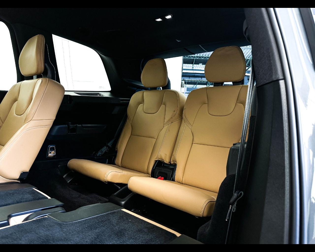 VOLVO XC90 (2014-->) - XC90 B5 (d) AWD automatico 7 posti Plus Dark