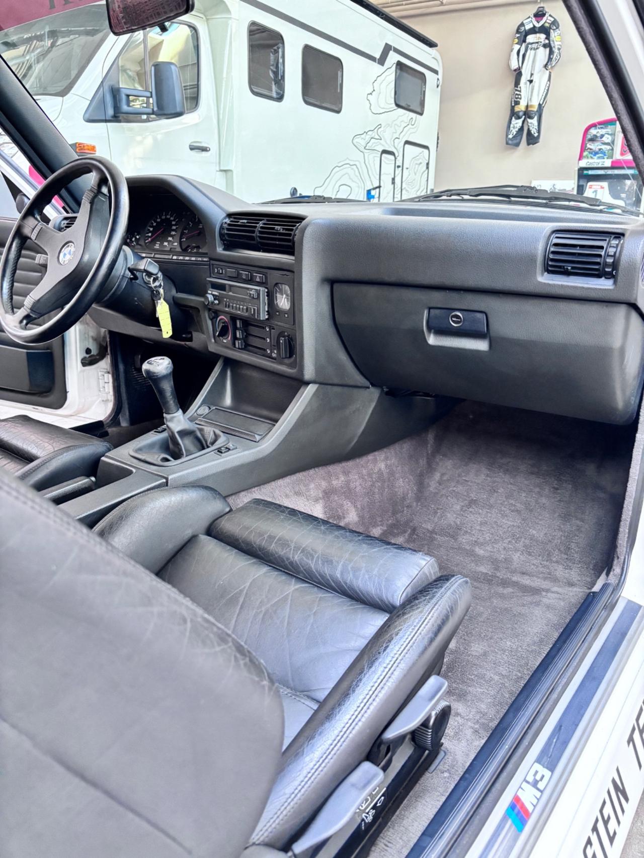 Bmw M3 Motorsport generazione E30