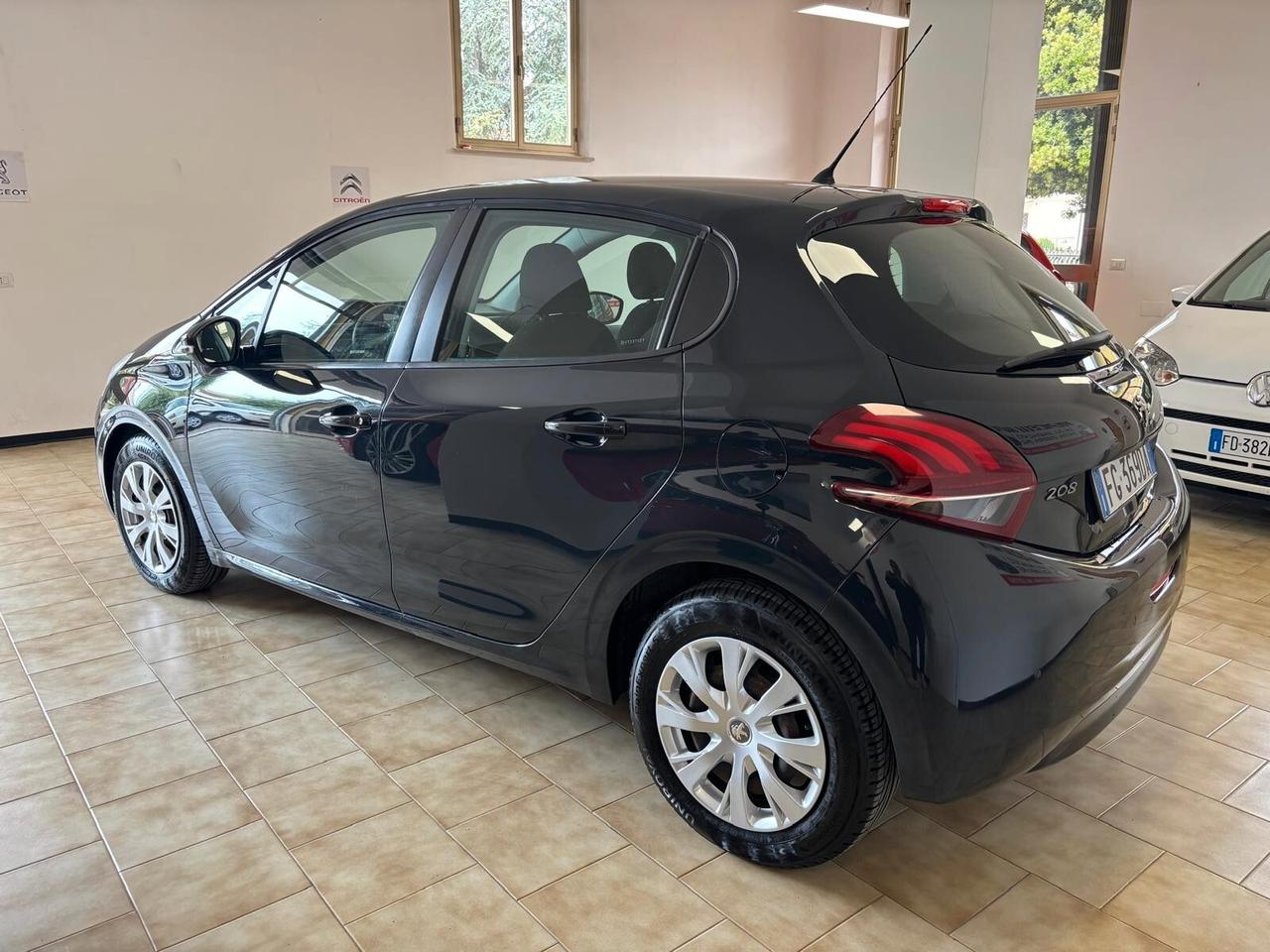PEUGEOT 208 ANNO 2017 BZ GPL ADATTA NEOPATENTATI KM 167 MILA