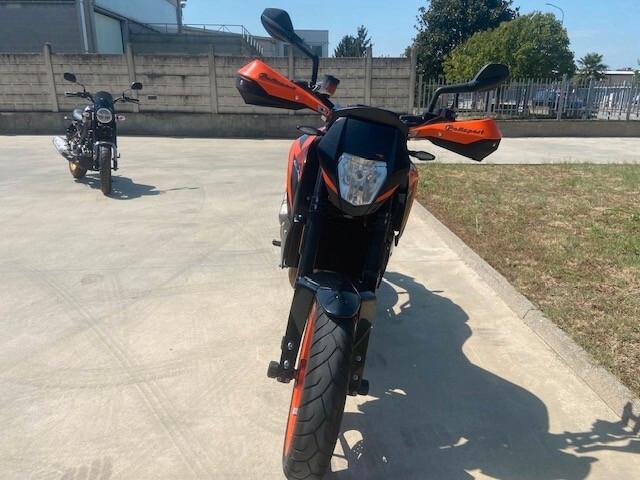 Ktm 690 Duke R- ABS - AKRAPOVIC KM 28.000