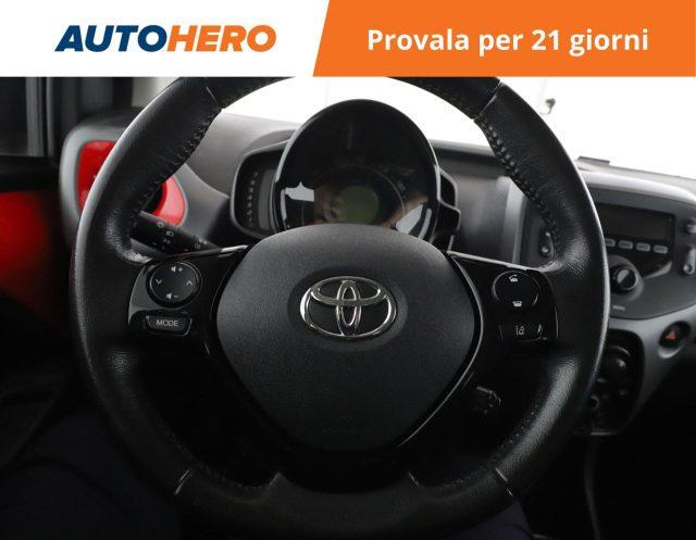 TOYOTA Aygo Connect 1.0 VVT-i 72 CV 5 porte x-play