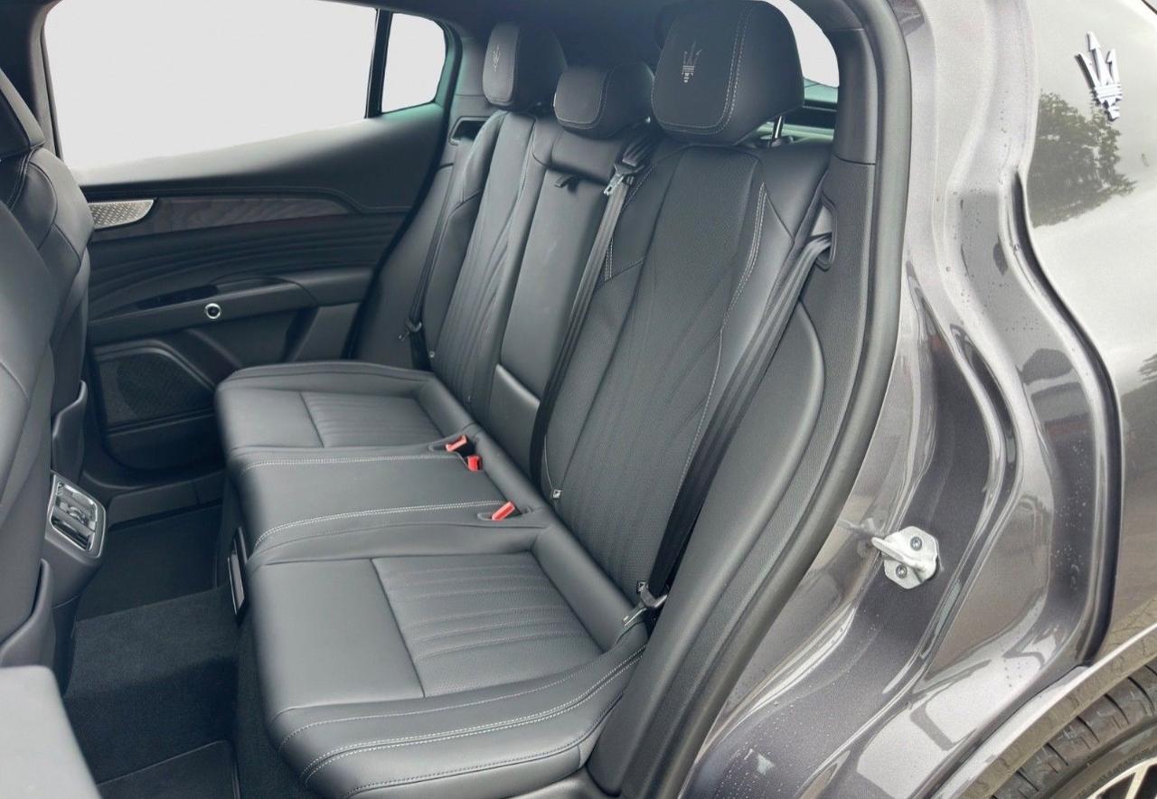 Maserati Grecale MHEV 300 CV AWD - Possibilità noleggio no Scoring