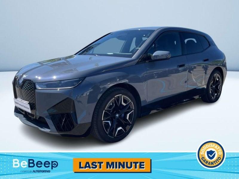 BMW iX XDRIVE40 PACCHETTO SPORTIVO