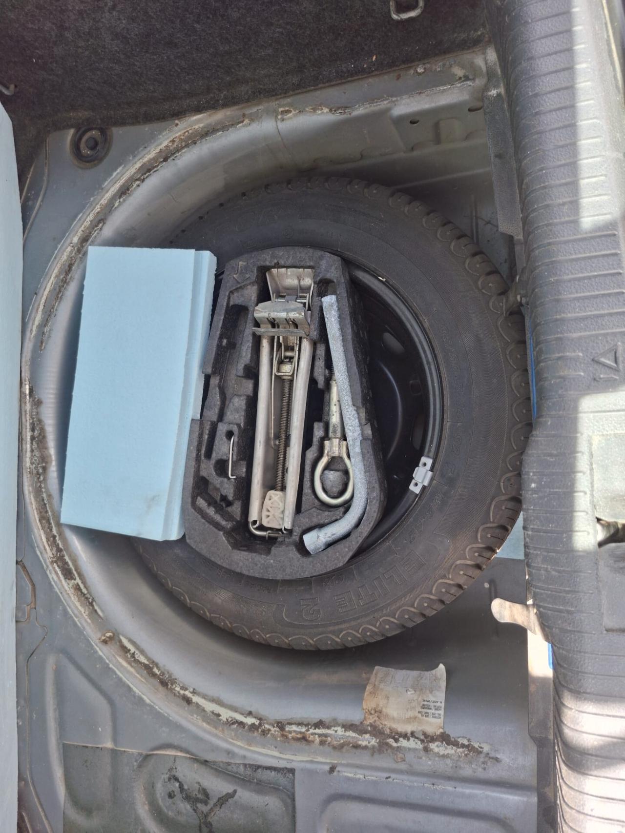 Volkswagen Polo 1.4/69CV TDI 5p. Sportline motore revisionato