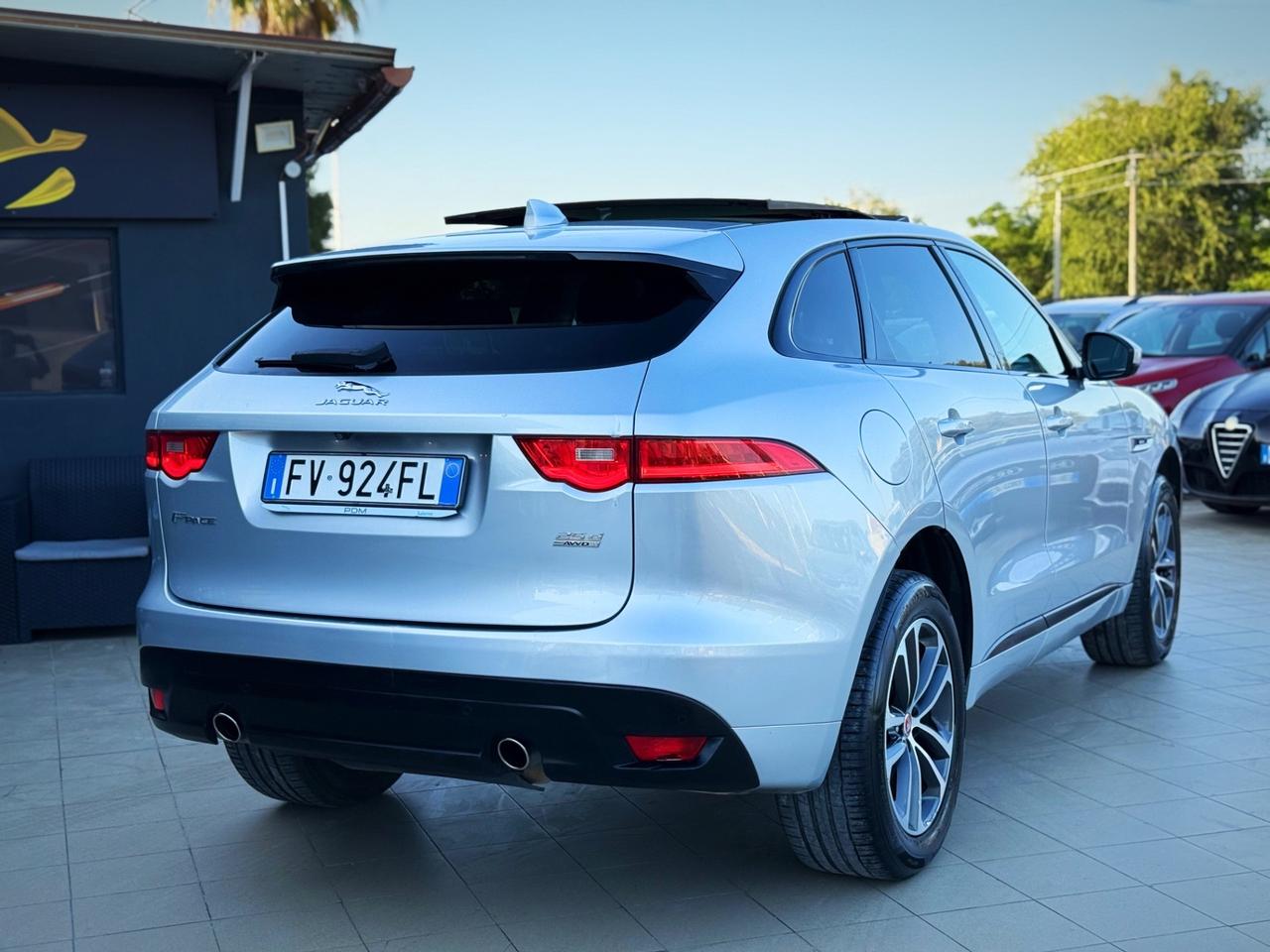 Jaguar F-Pace 2.0 D 180 CV AWD aut. Portfolio Extra Full Garanzia 24 Mesi