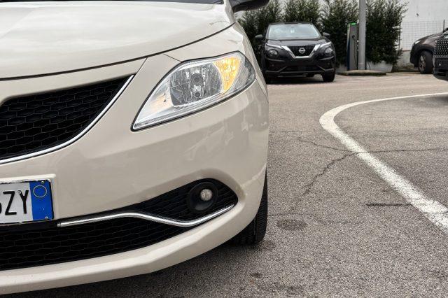 LANCIA Ypsilon 1.2 69 CV 5 porte GPL Ecochic Gold