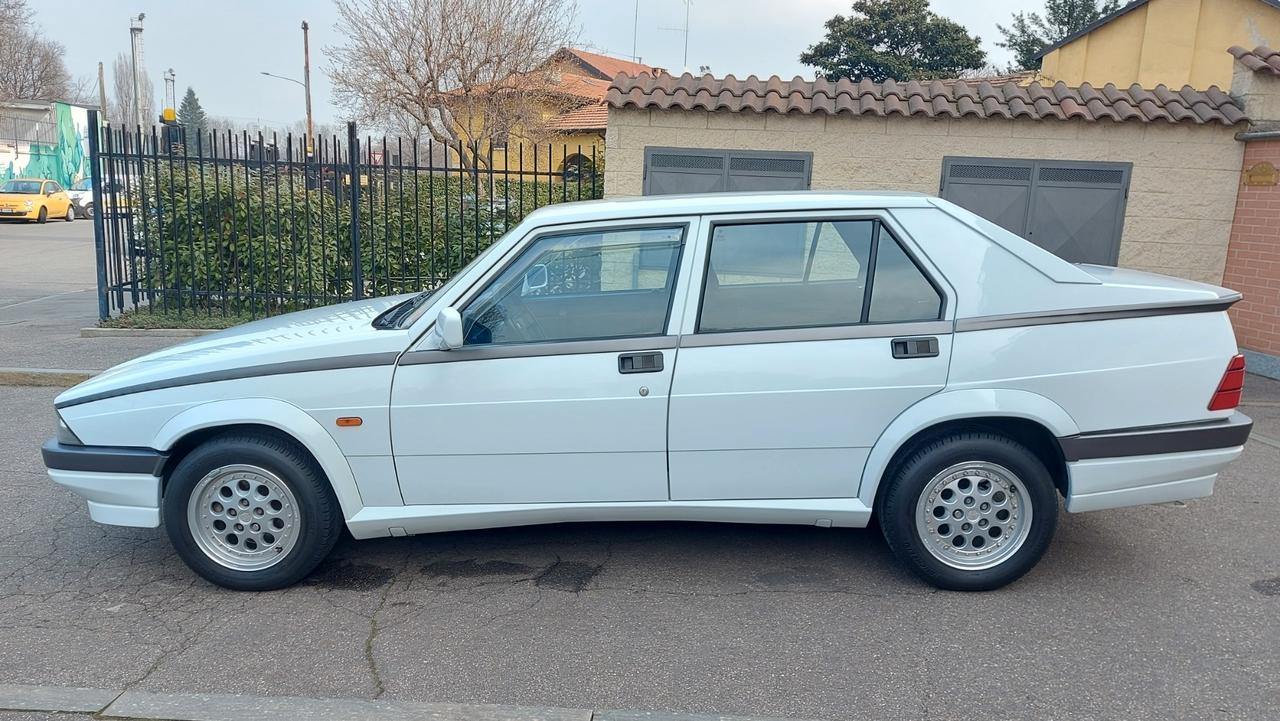 Alfa Romeo 75 2.0i Twin Spark A.S.N.