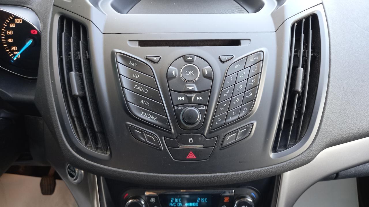 Ford Kuga 2.0 TDCI 140 CV 4WD Titanium