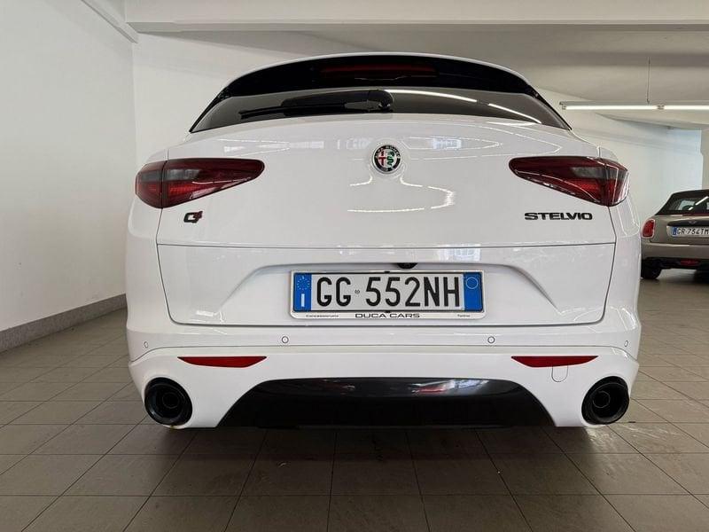 Alfa Romeo Stelvio 2.2 Turbodiesel 210 CV AT8 Q4 Veloce