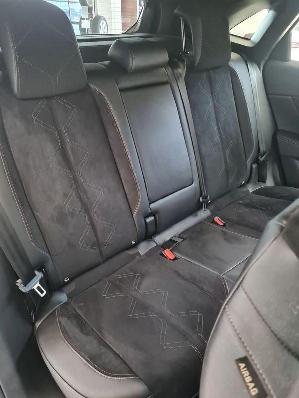 DS DS 7 BlueHDi 130 Automatica Performance Line