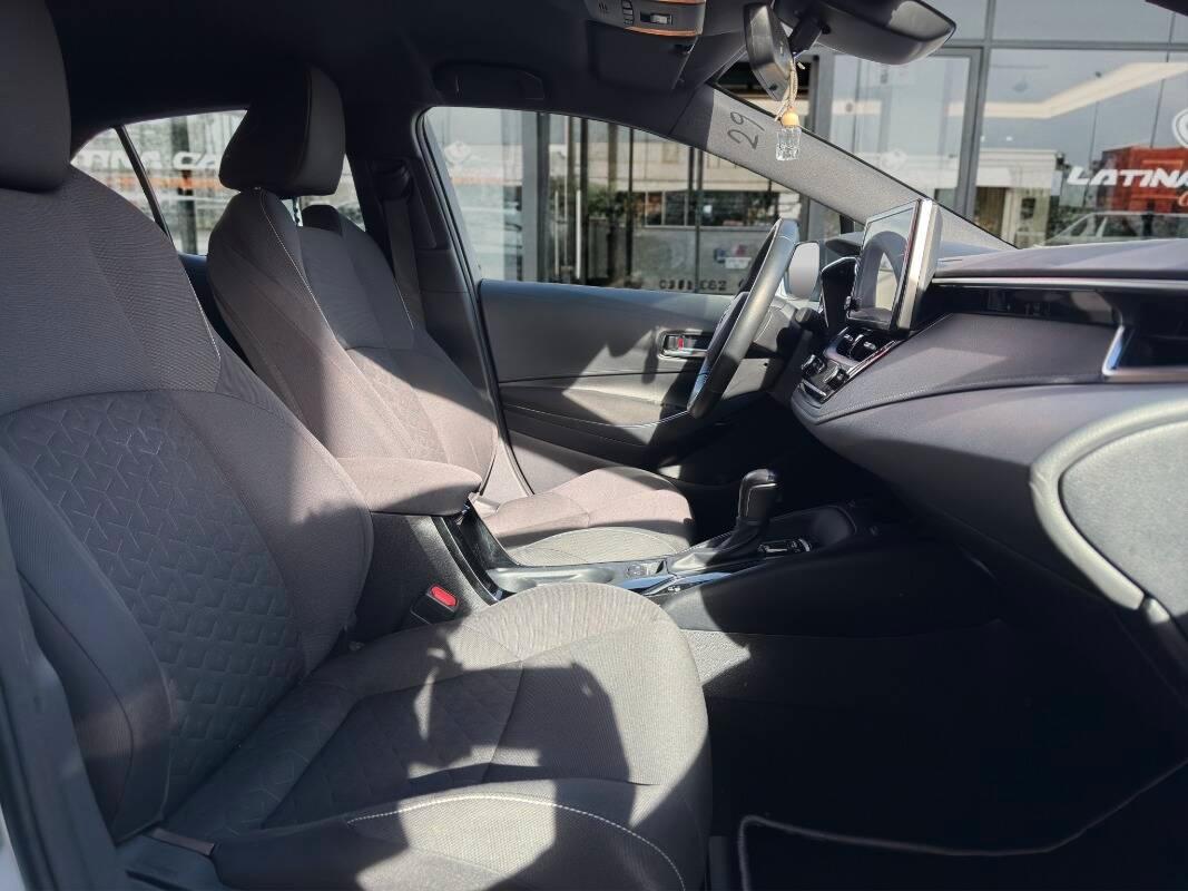 Toyota Corolla Corolla 1.8 hybrid Business Tech cvt