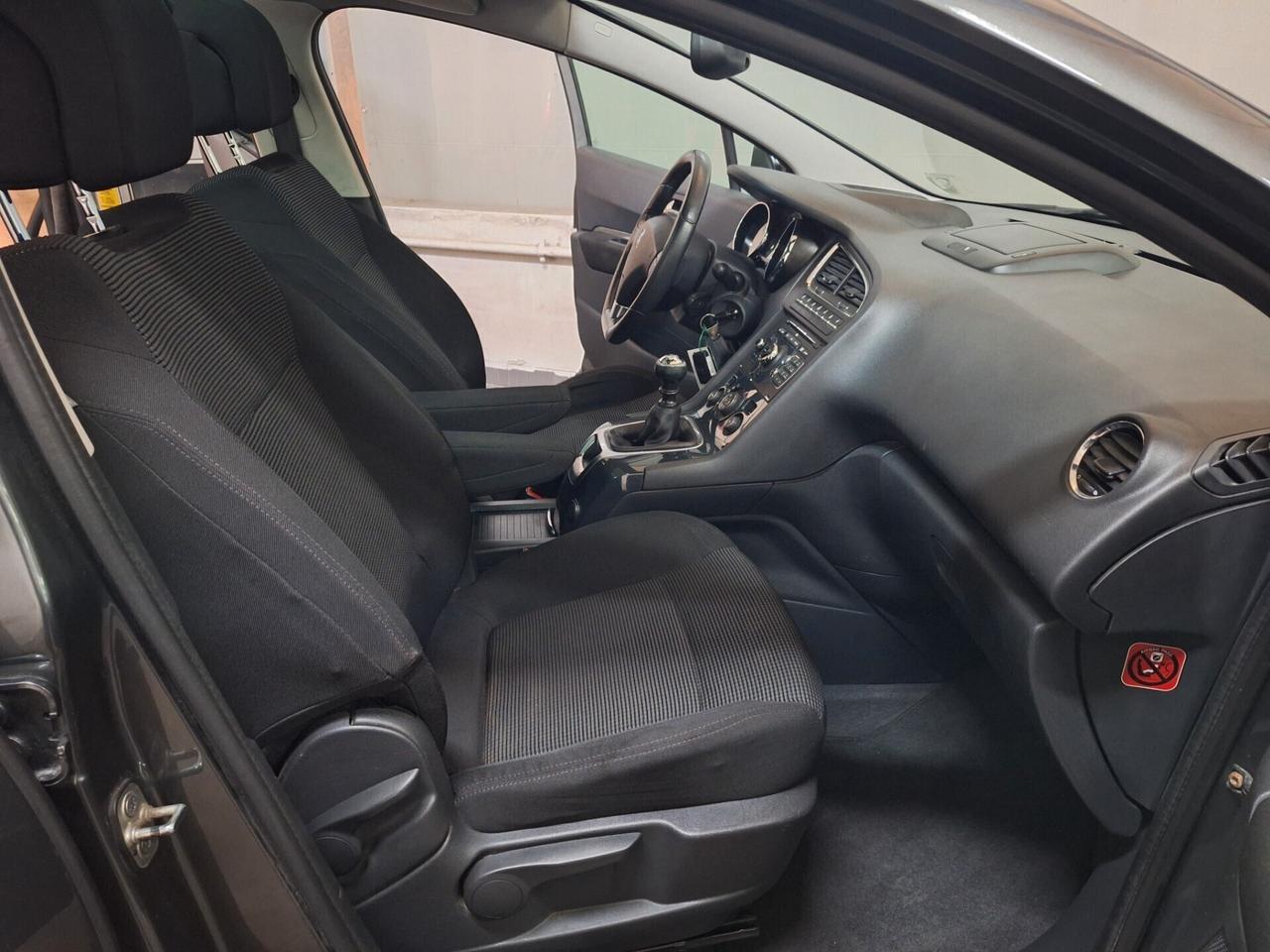 Peugeot 5008 2.0 HDi 150CV Business NAVI TETTO 5 POSTI GANCIO TRAINO HEAD-UP DISPlAY