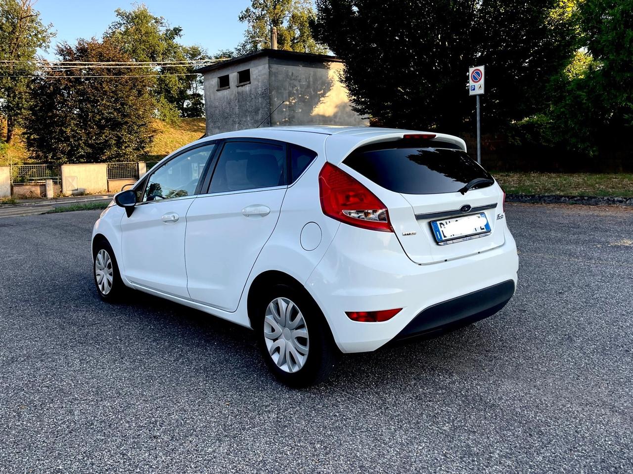 Ford Fiesta 1.4 TDCi 5p. Ghia