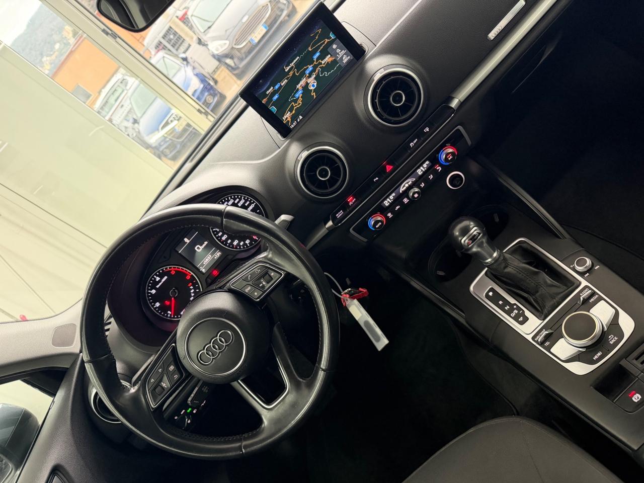 Audi A3 SPB 2.0 TDI S tronic Sport FINANZIABILE