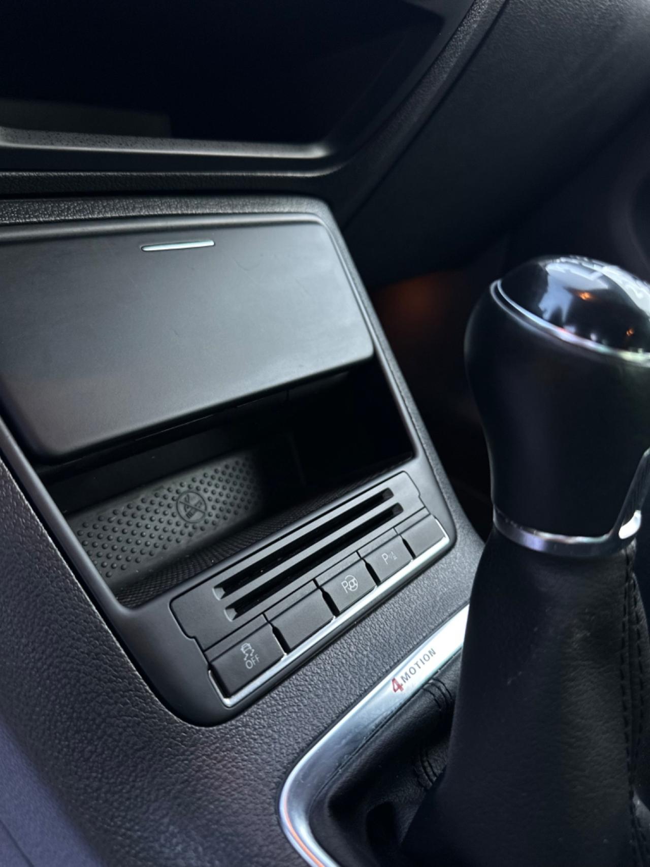Volkswagen TIGUAN 2.0 TDI 140 CV POCHIKM 4MOTION UNIPR