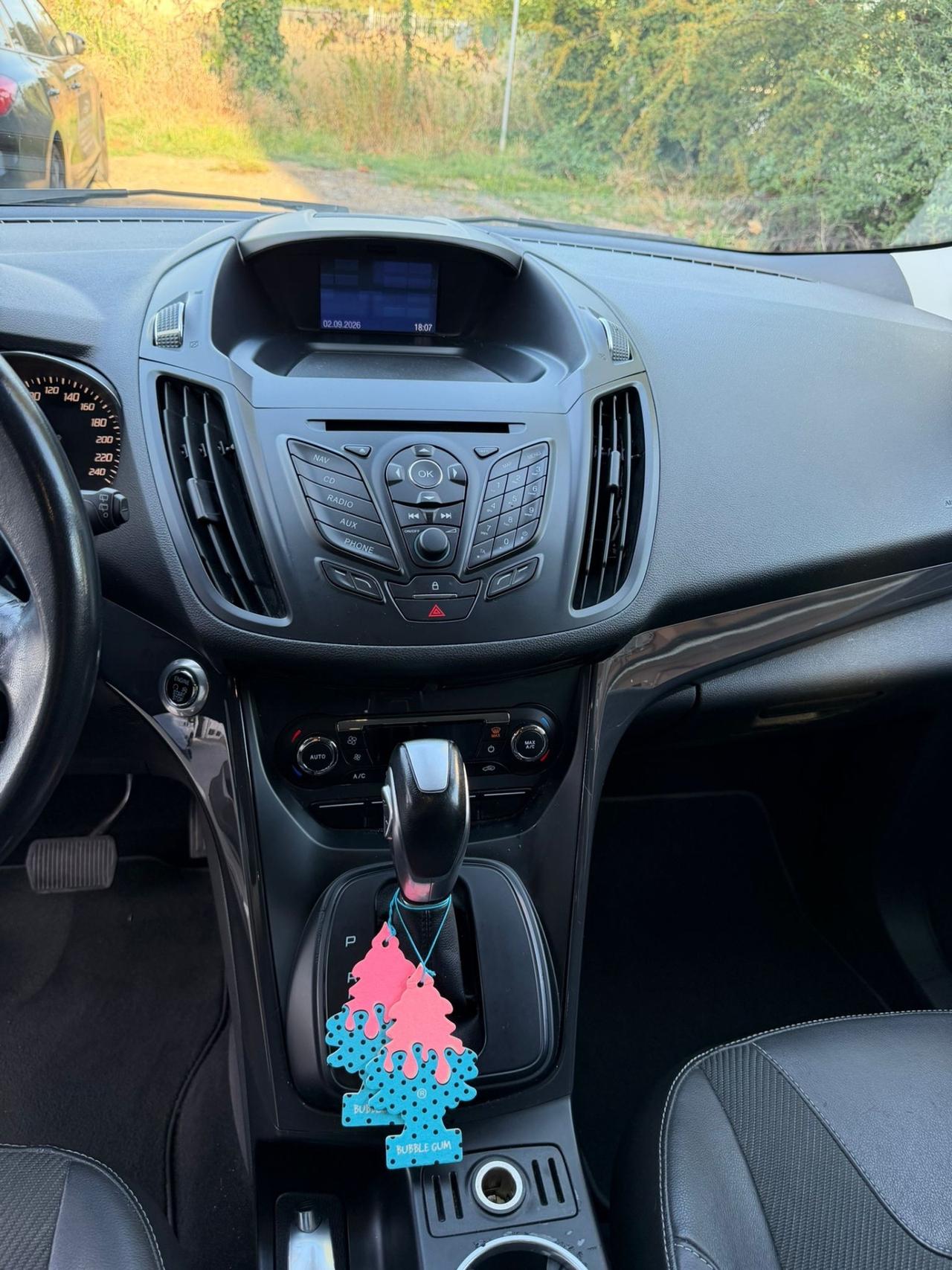 Ford Kuga 2.0 TDCI 163 CV 4WD Powershift Titanium
