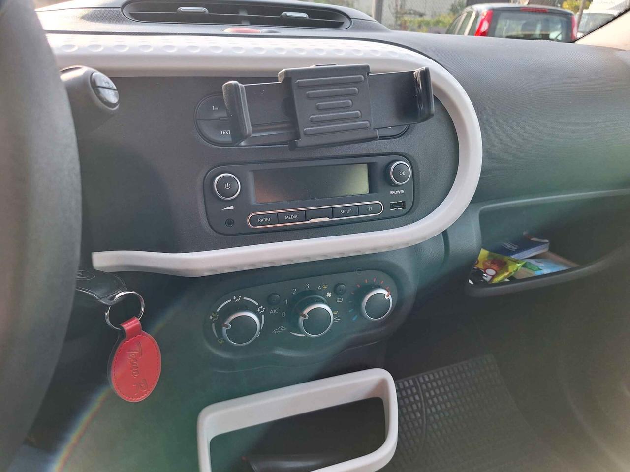 RENAULT TWINGO 1.0 LIVE 71CV/52 KV